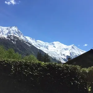 Au Calme Avec Jardin Et Vue Mont-blanc Apartment