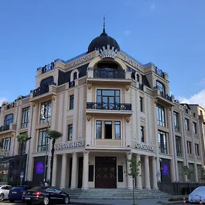 מלון Royal Casino & באטומי